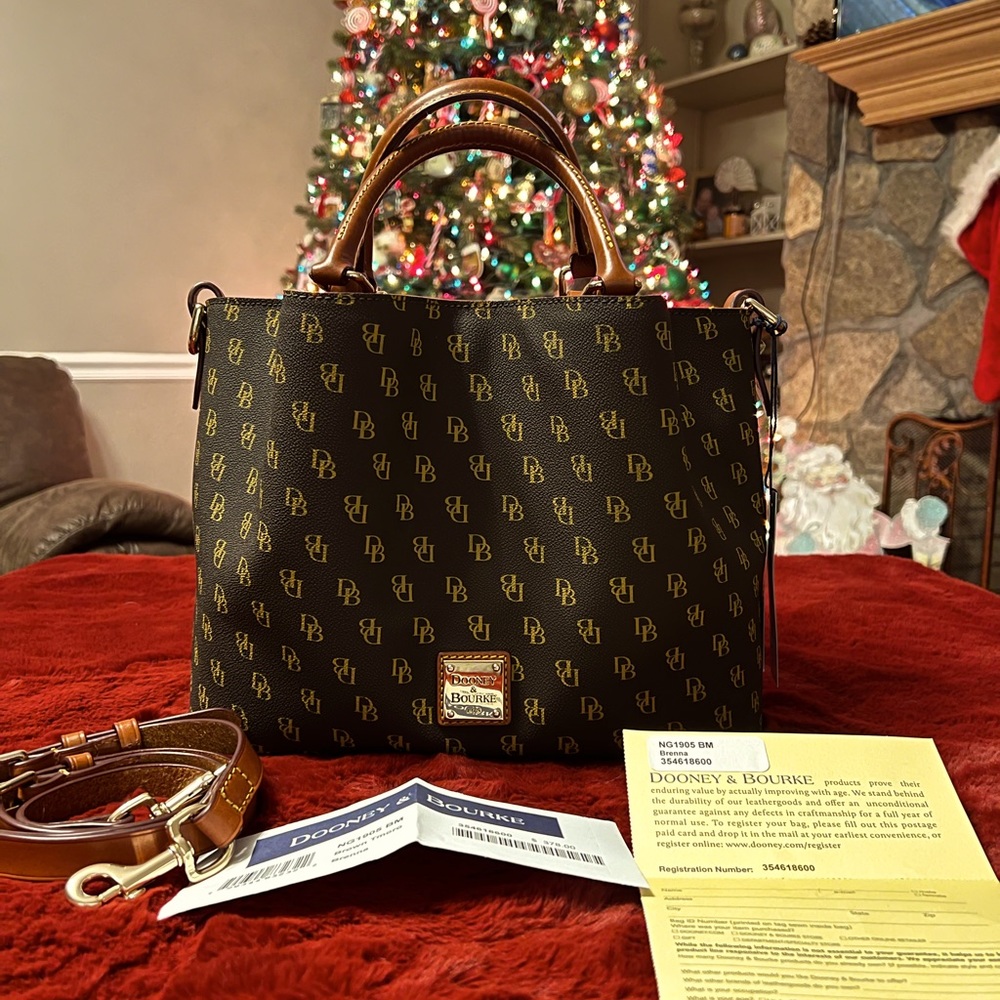 Dooney & Bourke Gretta Brenna NWT Brown Tmoro